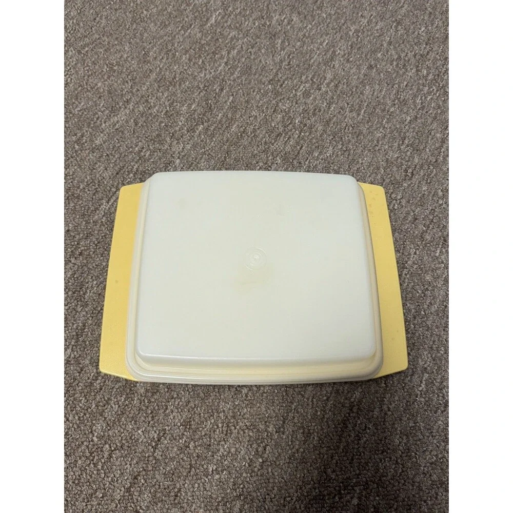 Vintage 70s Tupperware Deviled Egg Keeper Carrier Server 723-3 Harvest Gold 4 pc